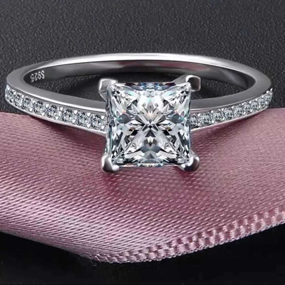 WHITE SAPPHIRE ENGAGEMENT RING NEW SIZE 7 NEW - Picture 12 of 13